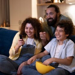 Teste 7 dias grátis IPTV 2024 - familia reunida